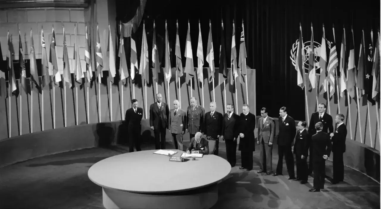 Podpisanie Karty Narod&oacute;w Zjednoczonych San Francisco 1945