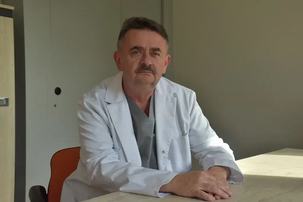 Dr n. med. Witold Mierniczek ortopeda Krak&oacute;w