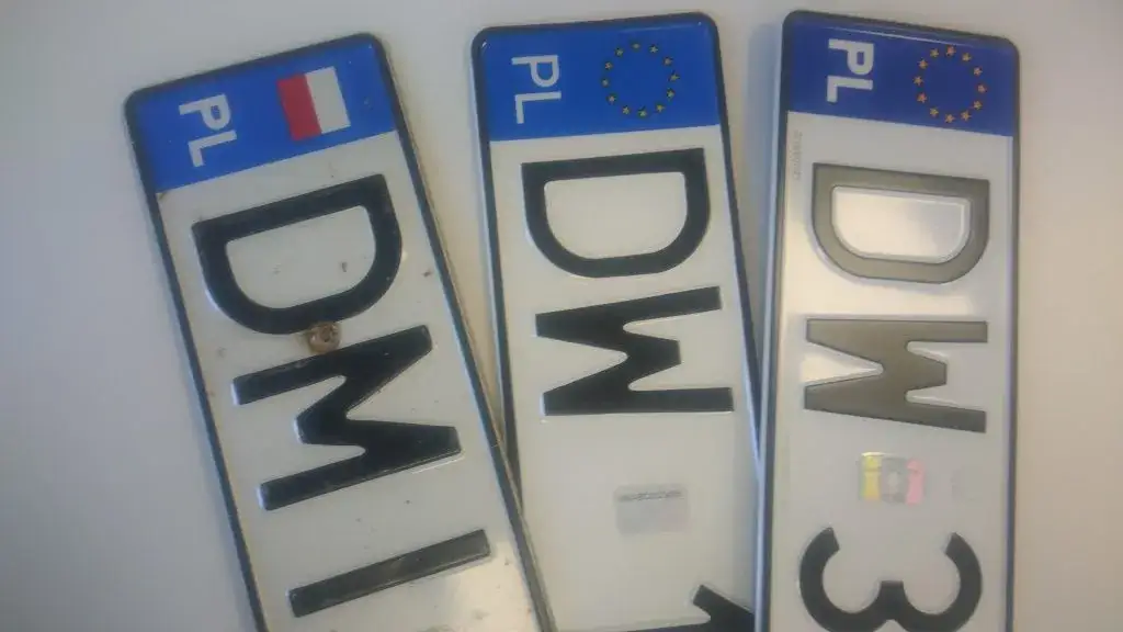 Zachowanie tablic rejestracyjnych wzory