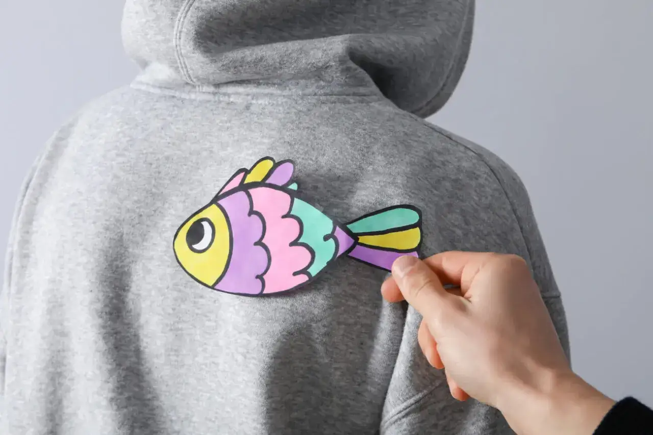 domowe metody nadruku na bluzie