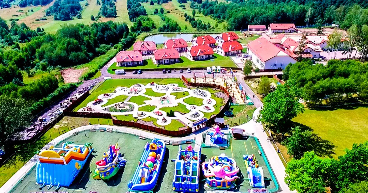 Kompleks Świętokrzyska Polana Park Miniatur Wonderful World