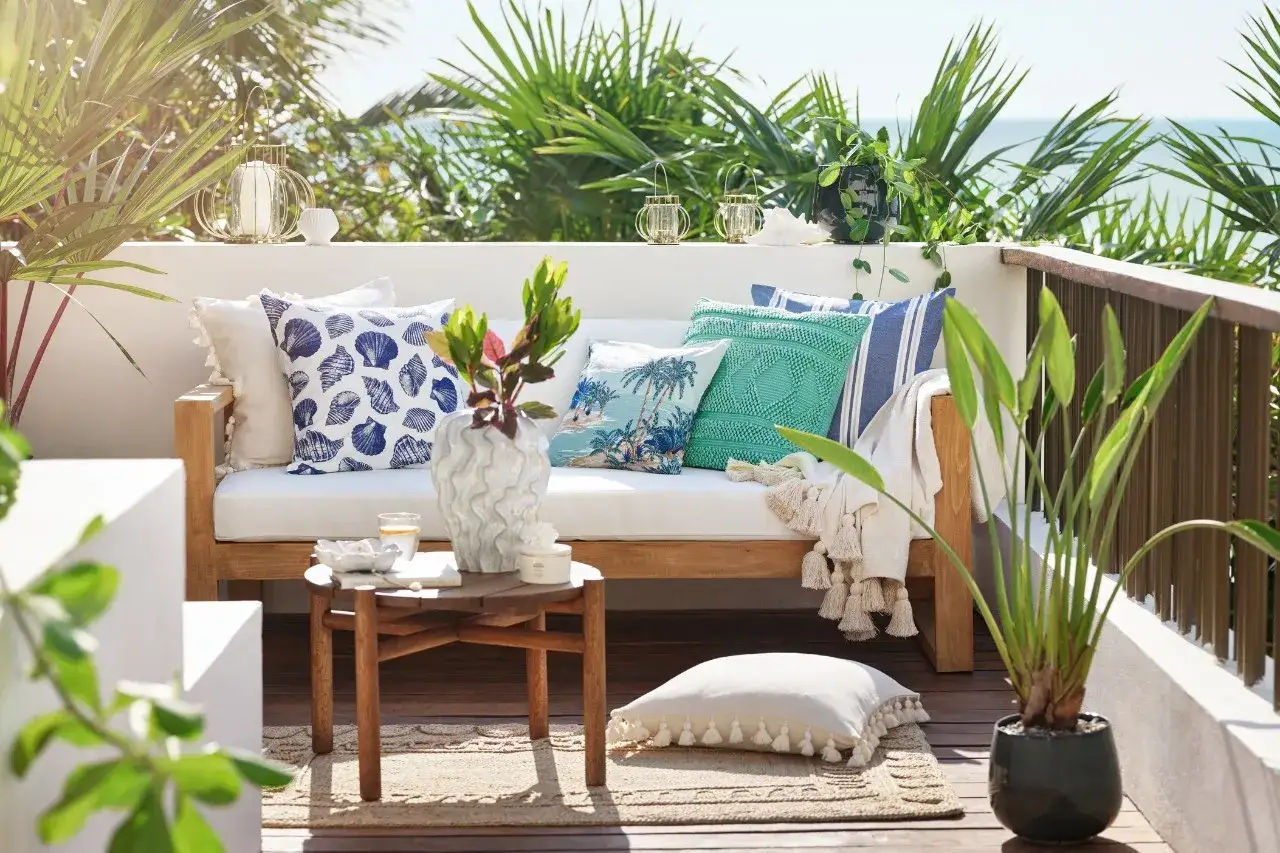 Zdjęcie Jak urządzić balkon, aby stworzyć idealną przestrzeń relaksu?