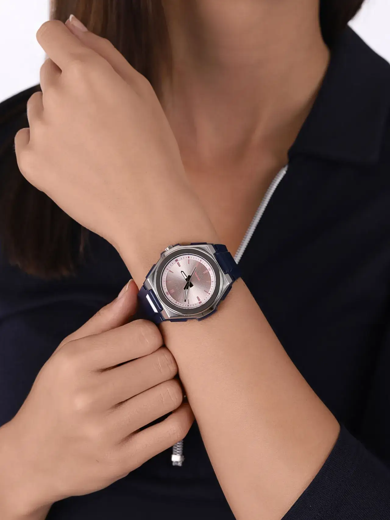 Zdjęcie Zegarki damskie Casio opinie: co mówią klienci o jakości i stylu?
