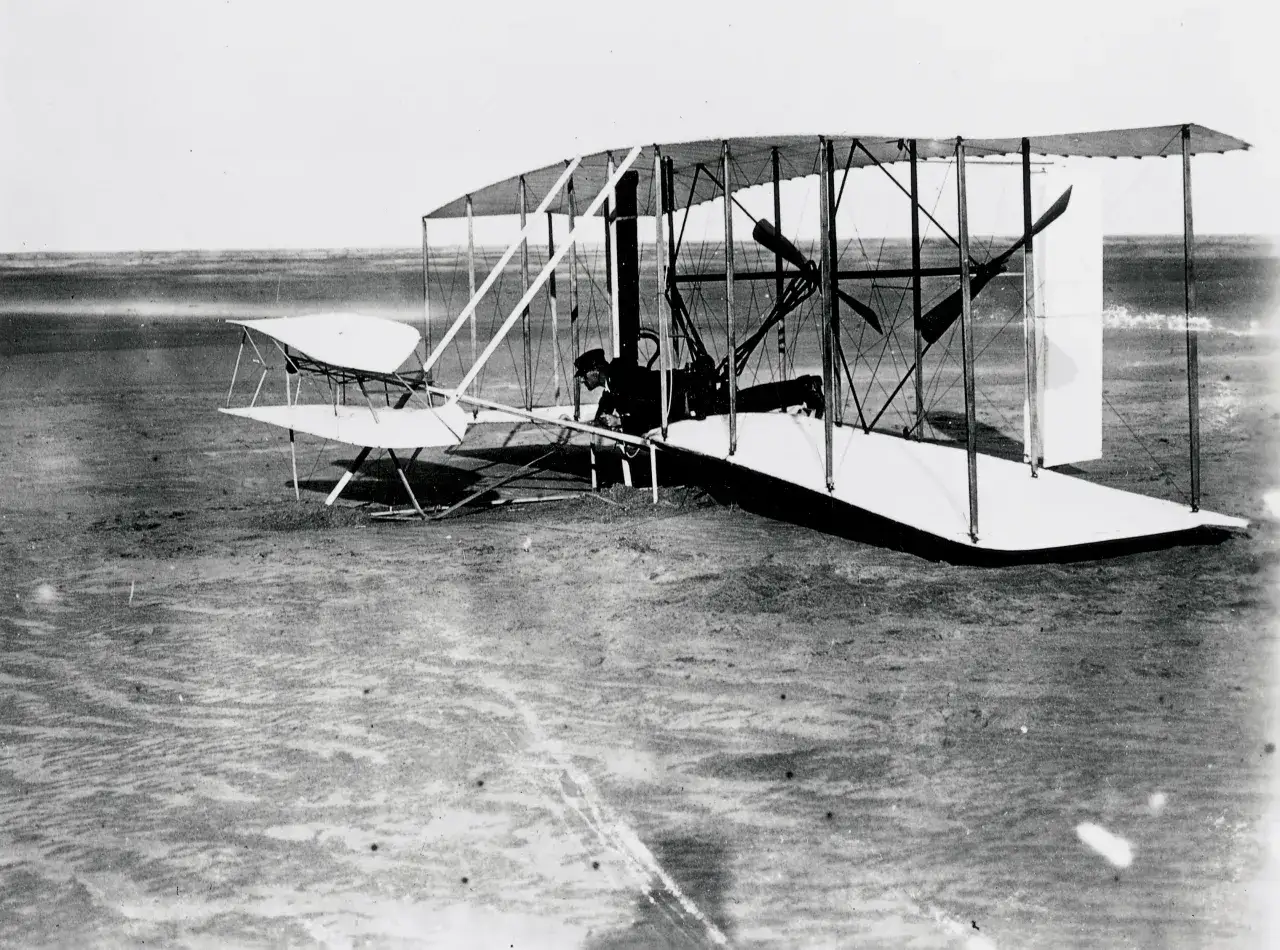 Zdjęcie Ile trwał pierwszy lot na świecie? Zaskakujące szczegóły i fakty