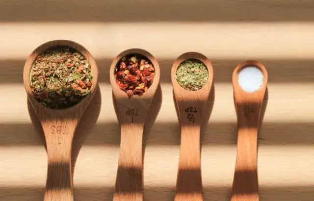 Zdjęcie Jak przechowywać przyprawy, aby nie straciły smaku i aromatu