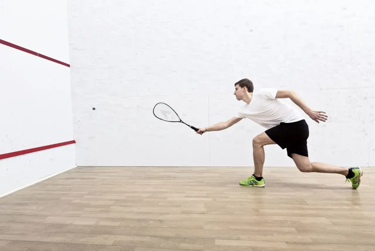 Zdjęcie Boisko do squasha – wymiary, lokalizacje i jak grać w squash