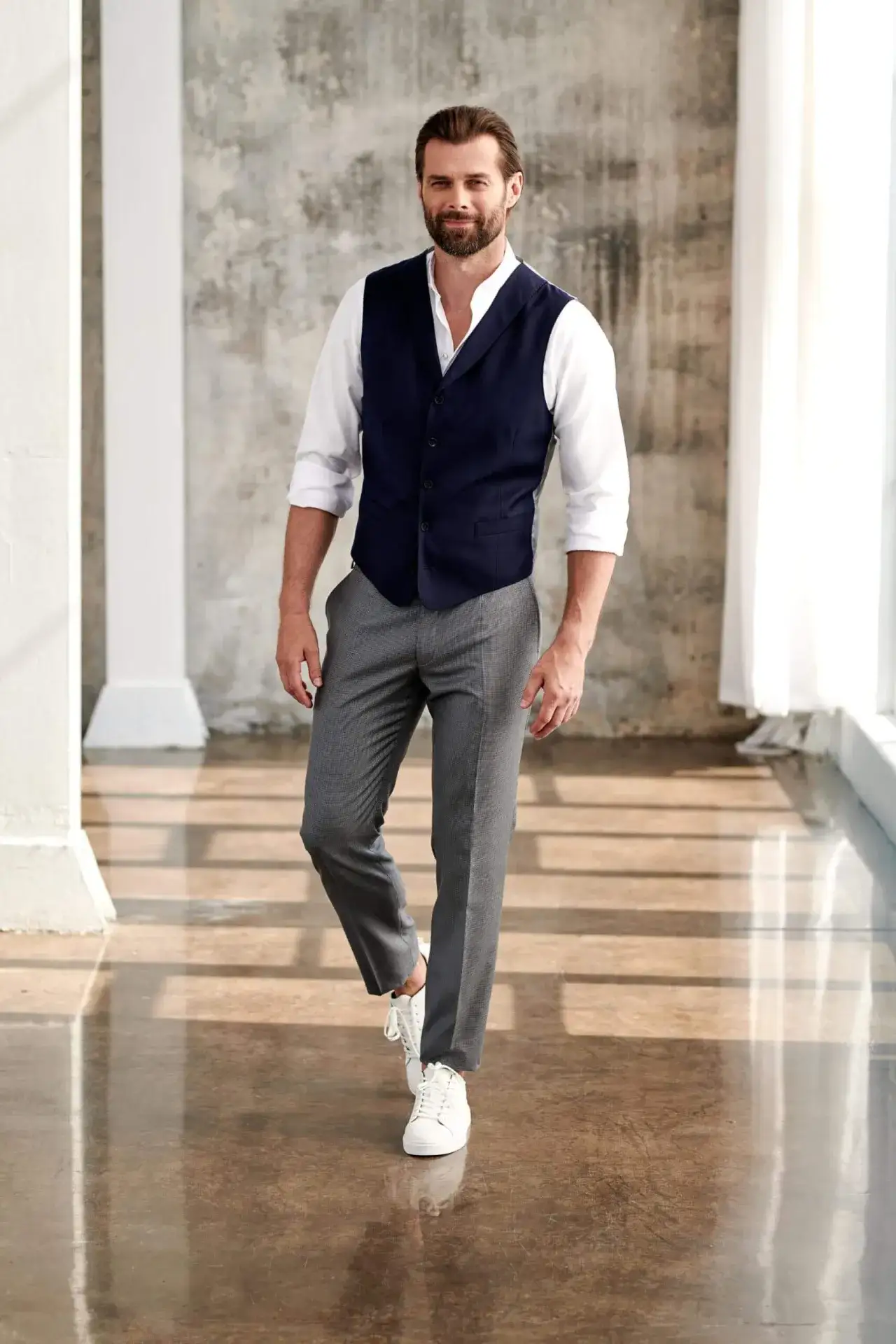 Zdjęcie Męskie stylizacje na imprezę: 7 trendów, które musisz znać