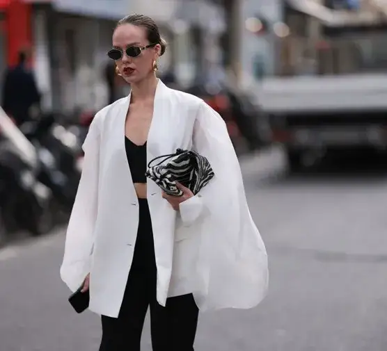 Zdjęcie Jak nosić bluzki bez stanika i czuć się pewnie i komfortowo