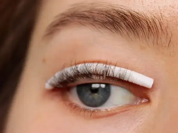 Zdjęcie Lifting rzęs co to? Poznaj korzyści i przebieg zabiegu