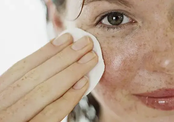 Zdjęcie Skuteczne bielenda punktowy reduktor niedoskonałości dla trądziku