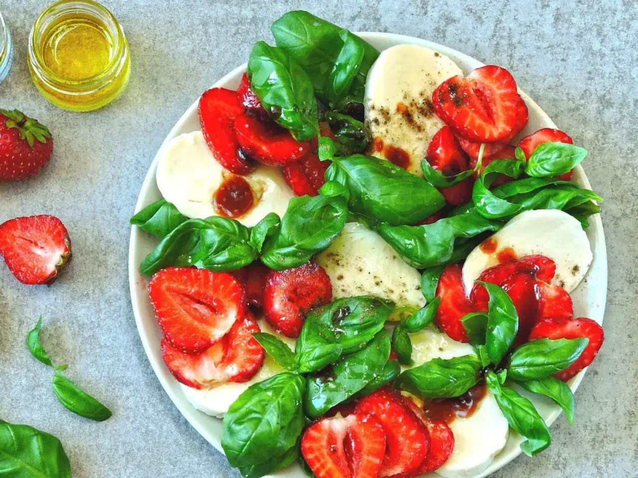 Zdjęcie Czy mozzarella jest dietetyczna? Sprawdź, co musisz wiedzieć o kaloriach