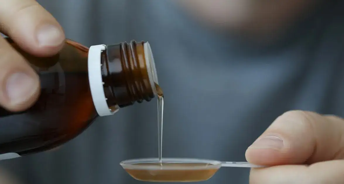 Zdjęcie Czy syrop Levopront jest na receptę? Oto, co musisz wiedzieć