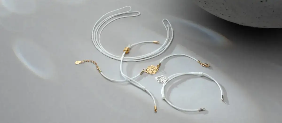 Zdjęcie Jak zrobić bransoletkę ze sznurka - proste techniki i porady