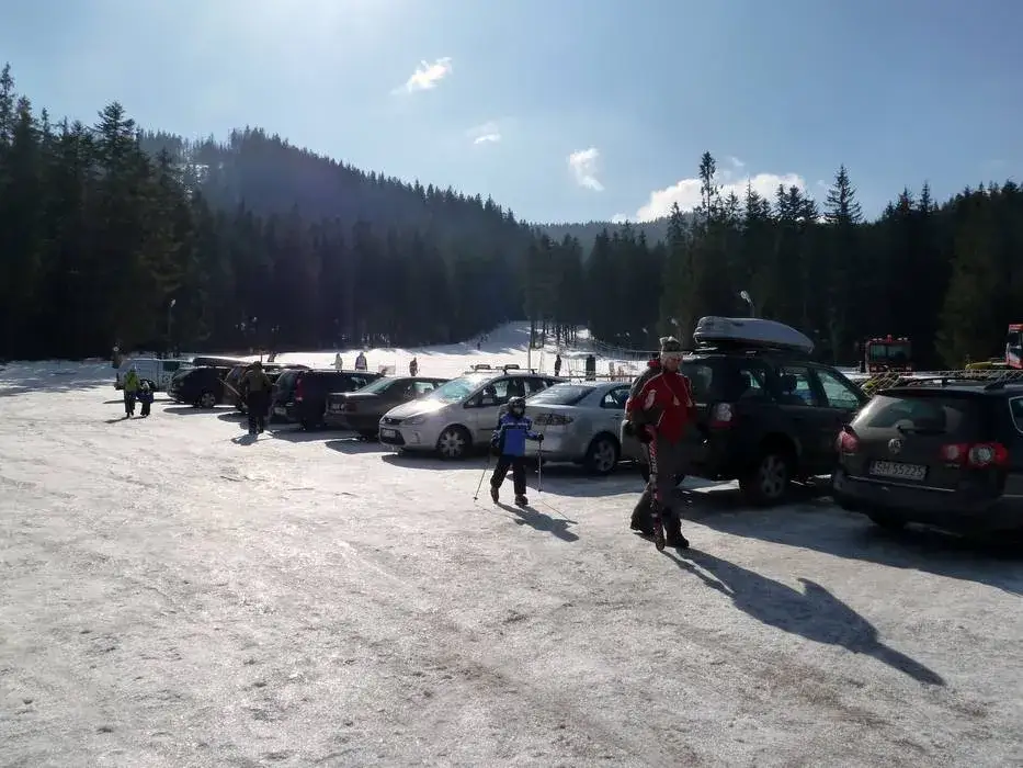 Zdjęcie Parking Biely Potok: Wygodny start w Janosikowych Dierach
