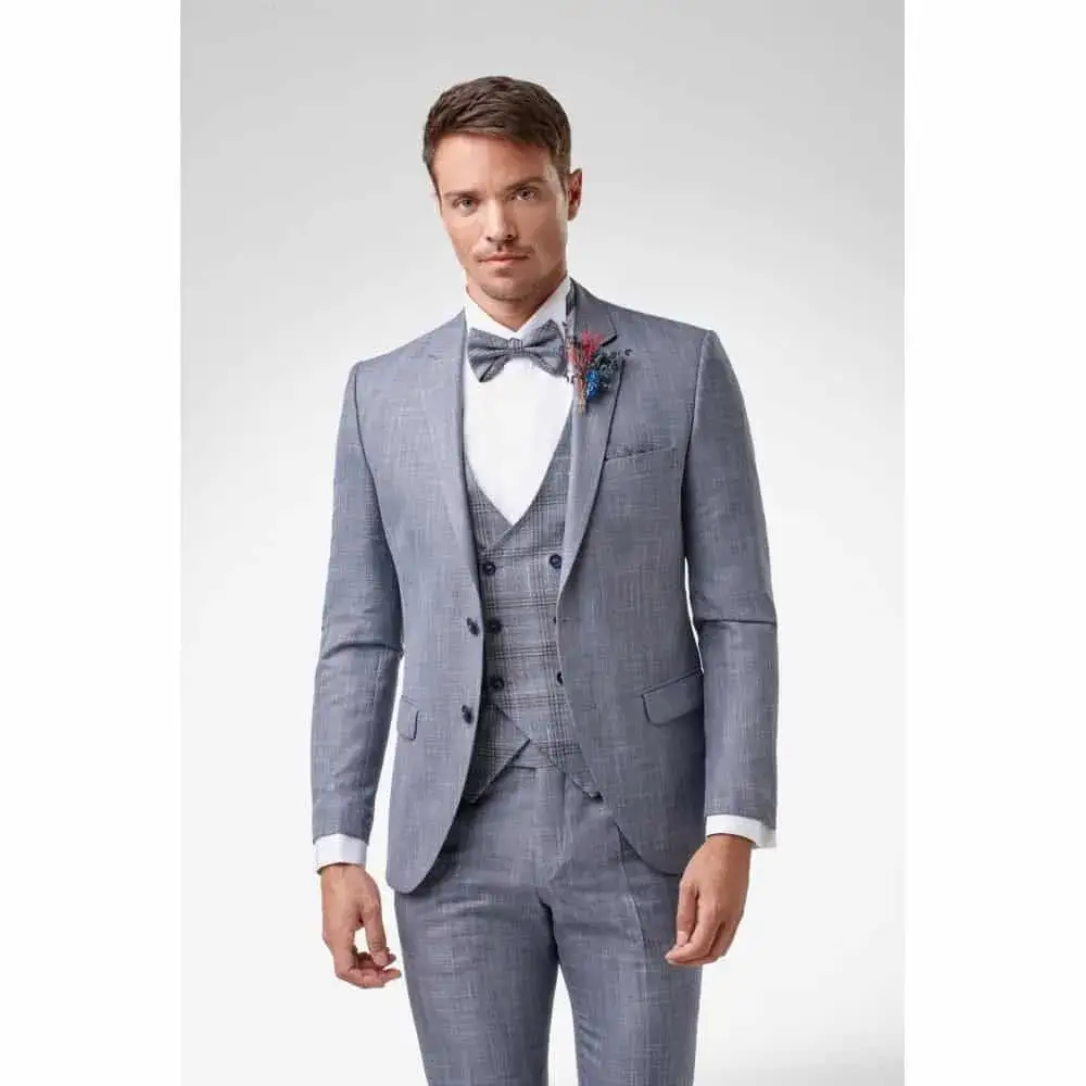 Zdjęcie Los mejores trajes de novio: estilos y dónde comprarlos