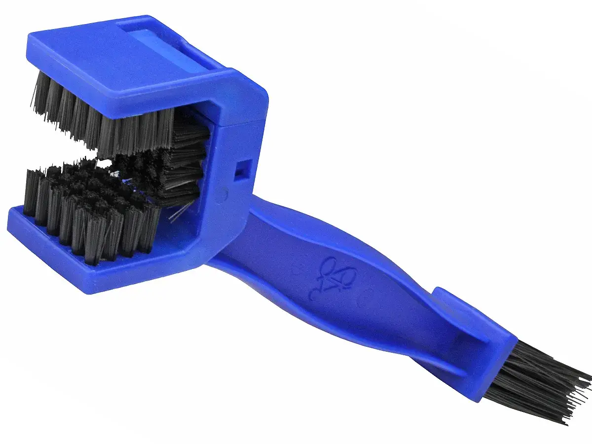 preparaty do czyszczenia łańcucha motocyklowego, nafta oświetleniowa, szczotki do łańcucha