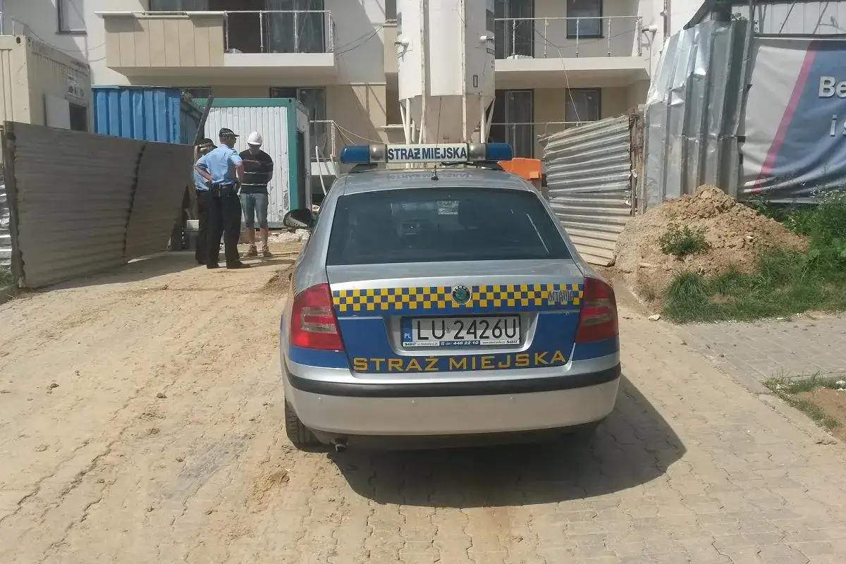 mandat, policja, straż miejska, sąd