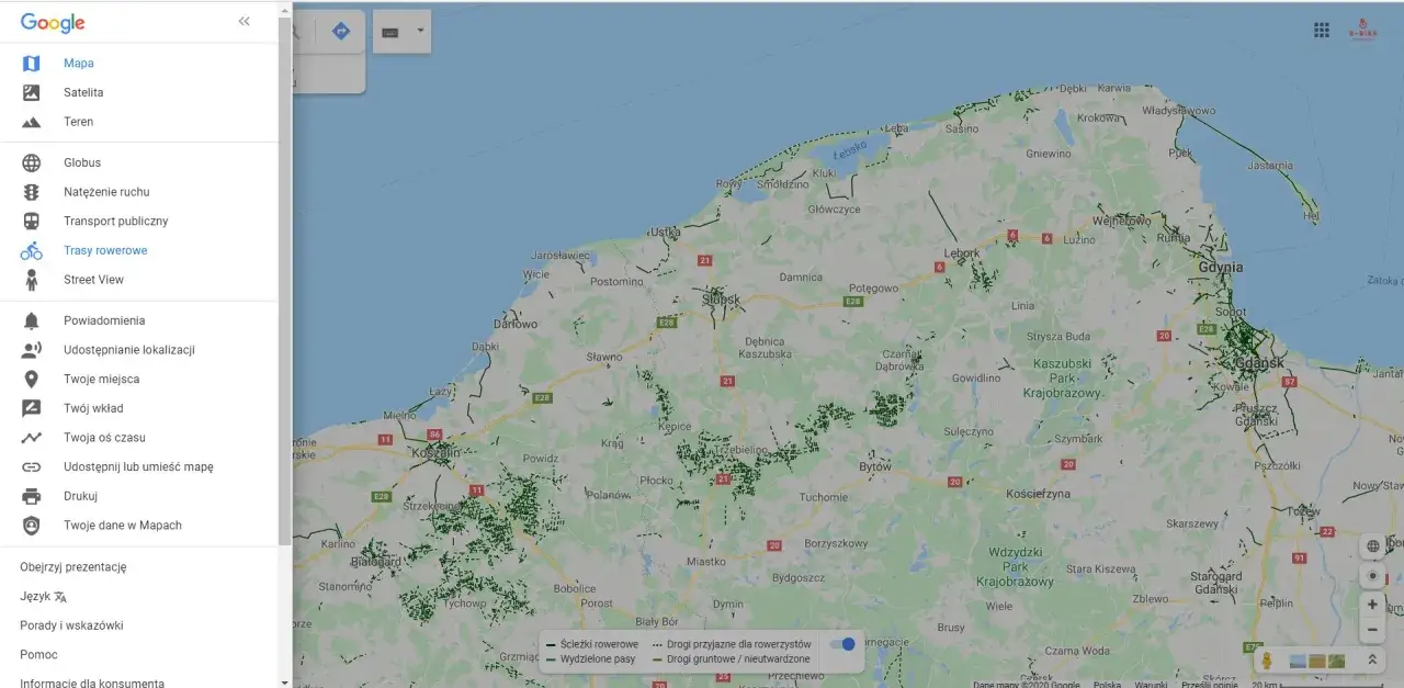 Mapa Google pokazuje liczne trasy rowerowe w Polsce, szczególnie w okolicach Trójmiasta i Słupska.