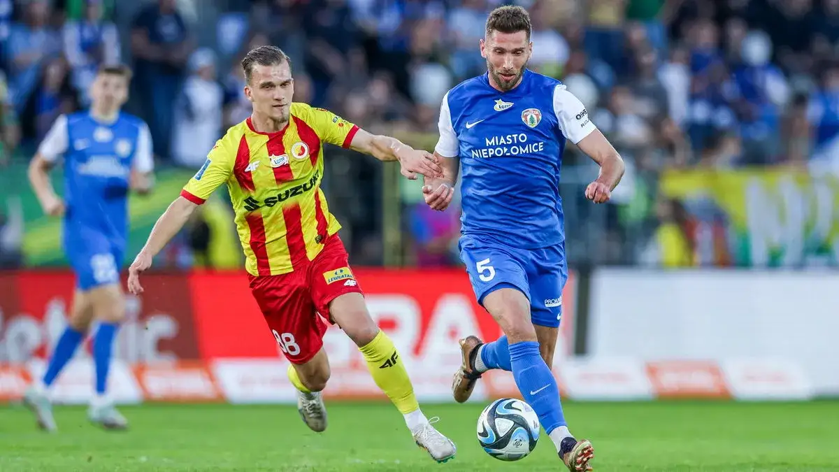 piłkarze walczący o utrzymanie w lidze ekstraklasa dramatyczny mecz