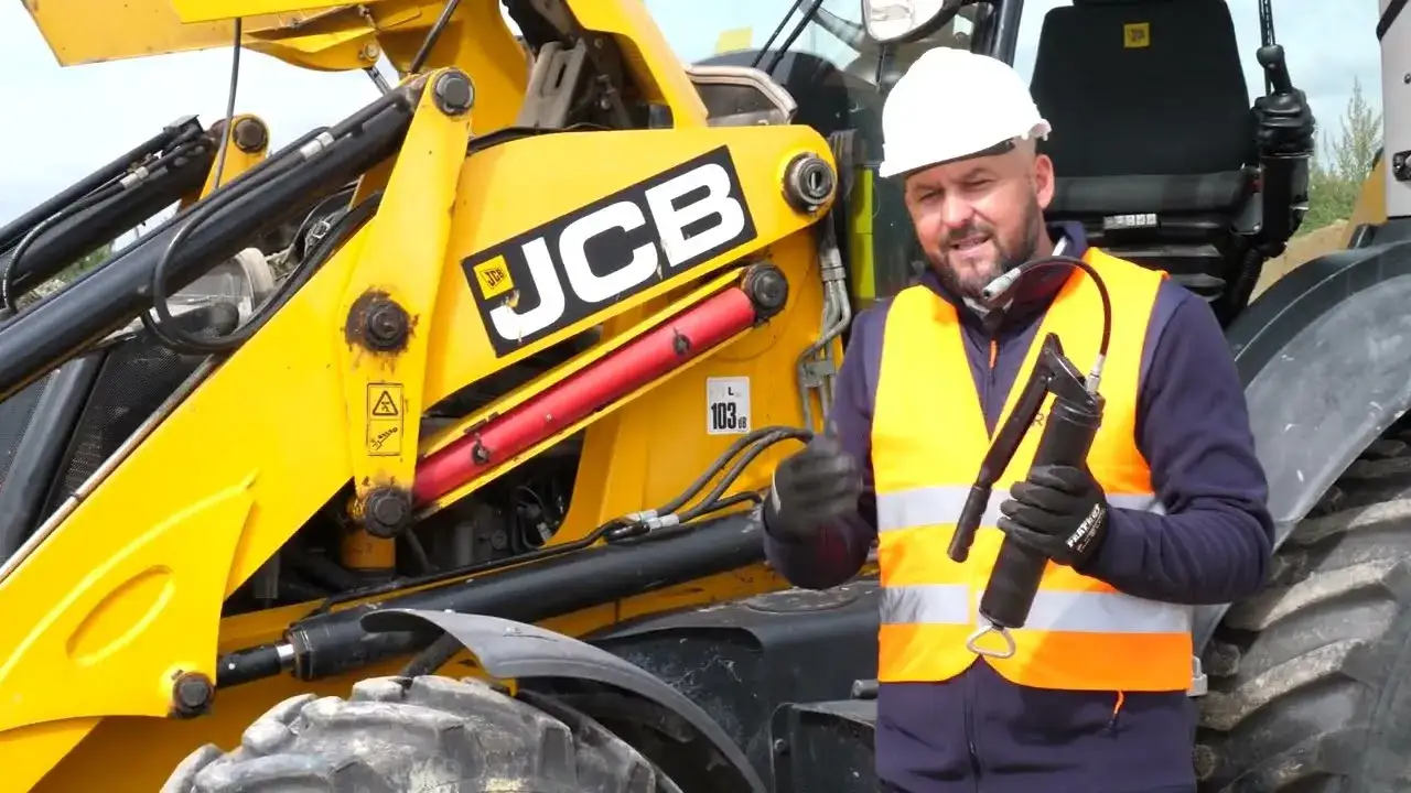 Zdjęcie Ile kosztuje kurs na koparki? Sprawdź ceny i ukryte opłaty