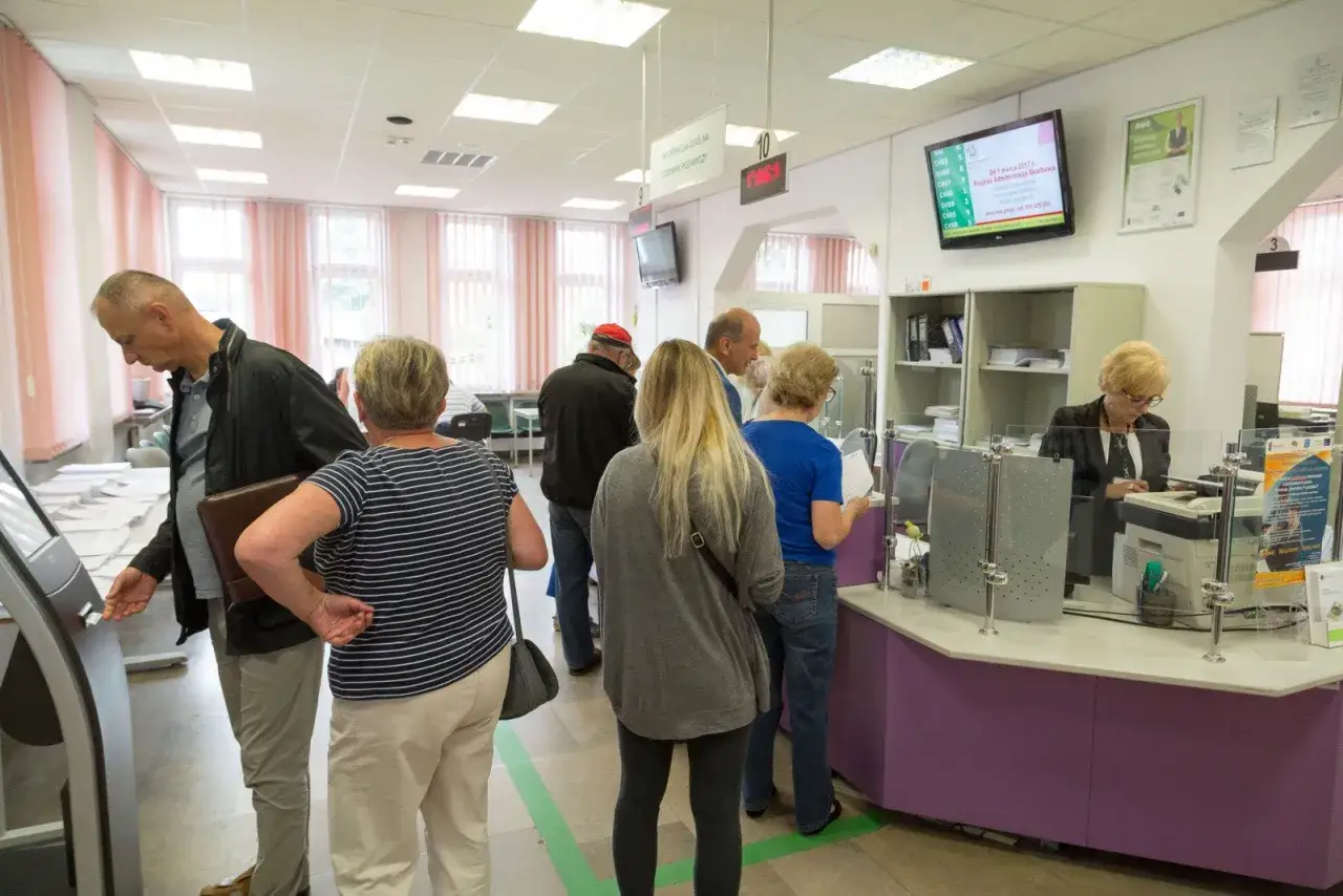 Zdjęcie 500 plus dla seniora do kiedy wniosek - nie przegap terminu!