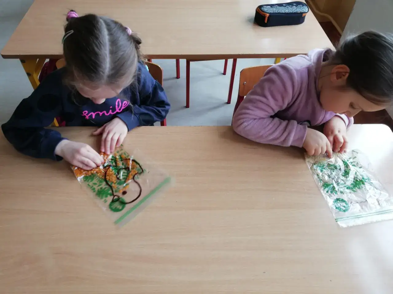 Zdjęcie Wiosenne zabawy sensoryczne, które rozweselą każde dziecko w grupie