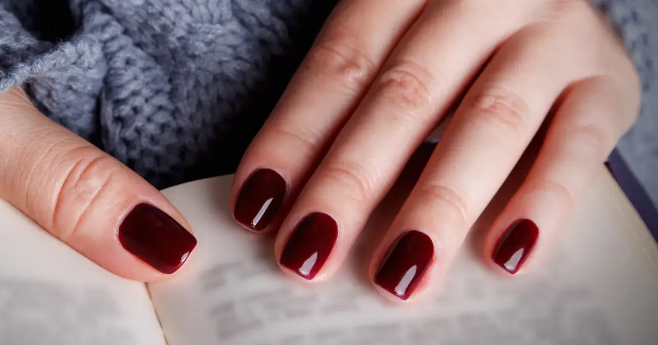 Zdjęcie Ile trwa manicure żelowy? Poznaj czas zabiegu i cenne wskazówki