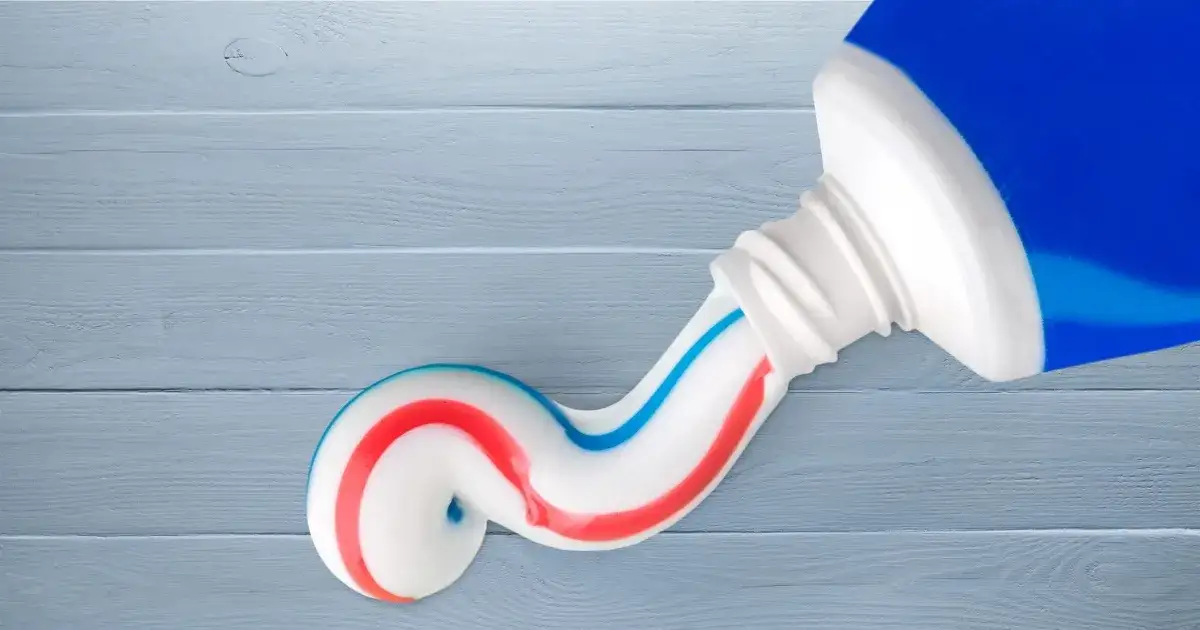 Zdjęcie Czy pasta pomaga na pryszcze? Odkryj ryzyko i skuteczniejsze metody