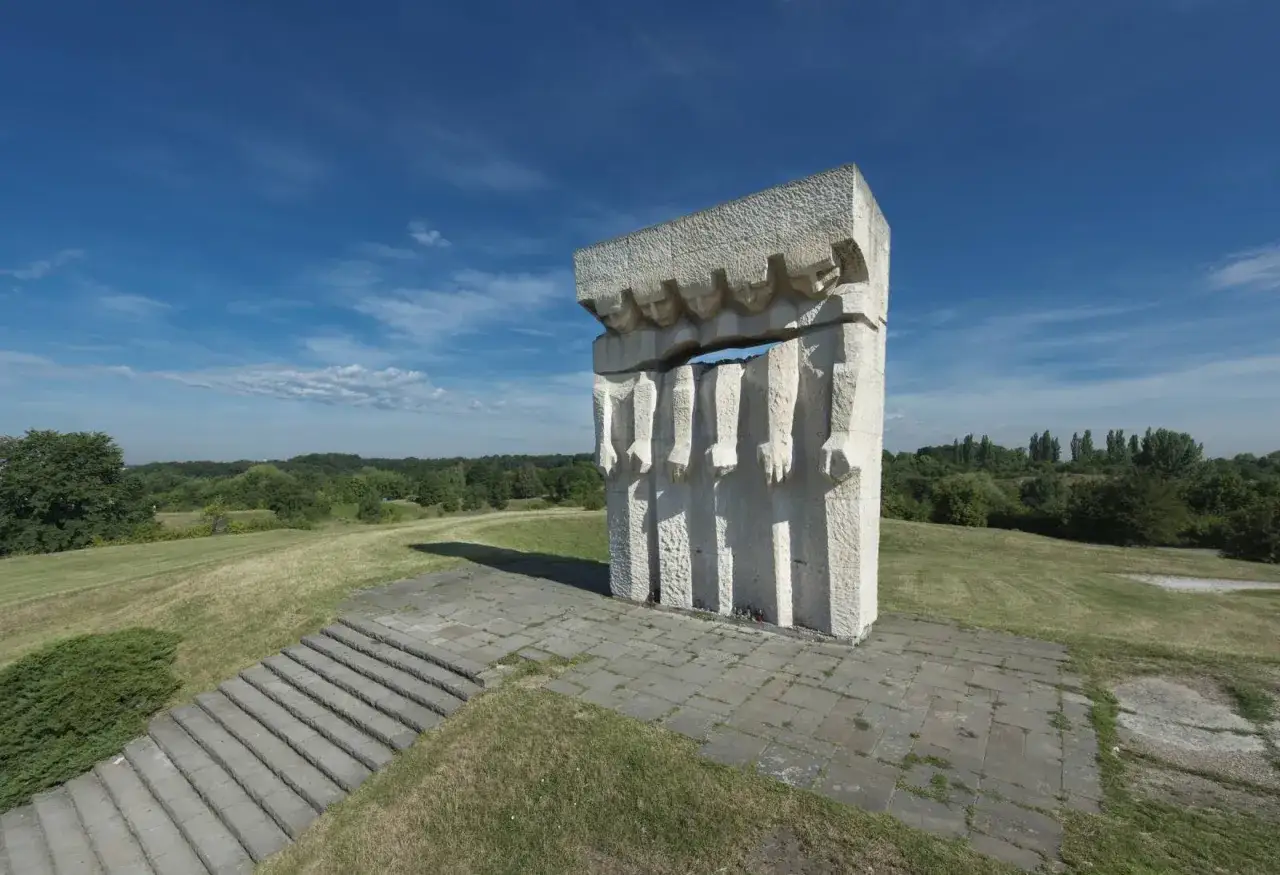 Amon Goeth ob&oacute;z Płasz&oacute;w