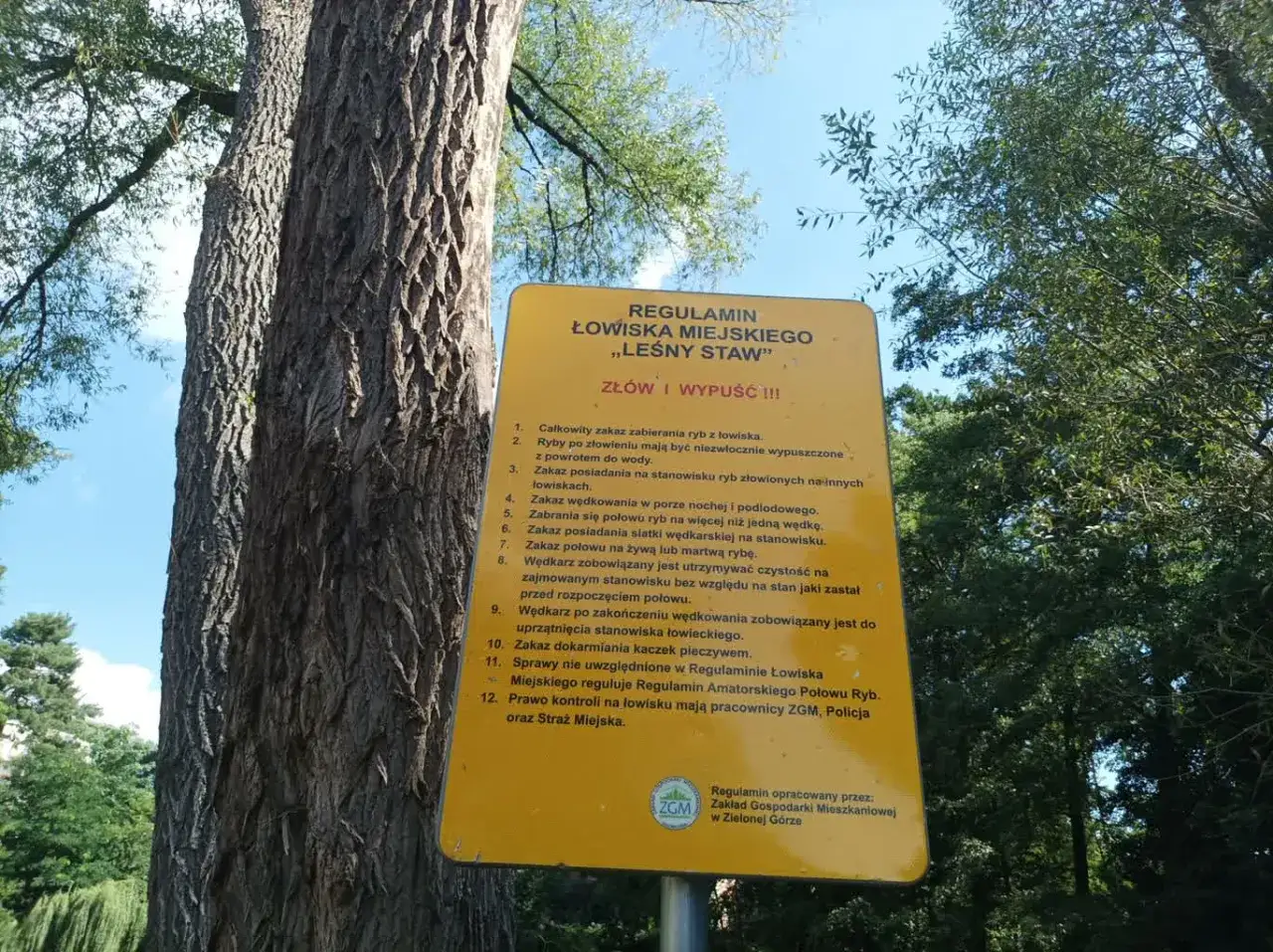 Znak regulaminu łowiska