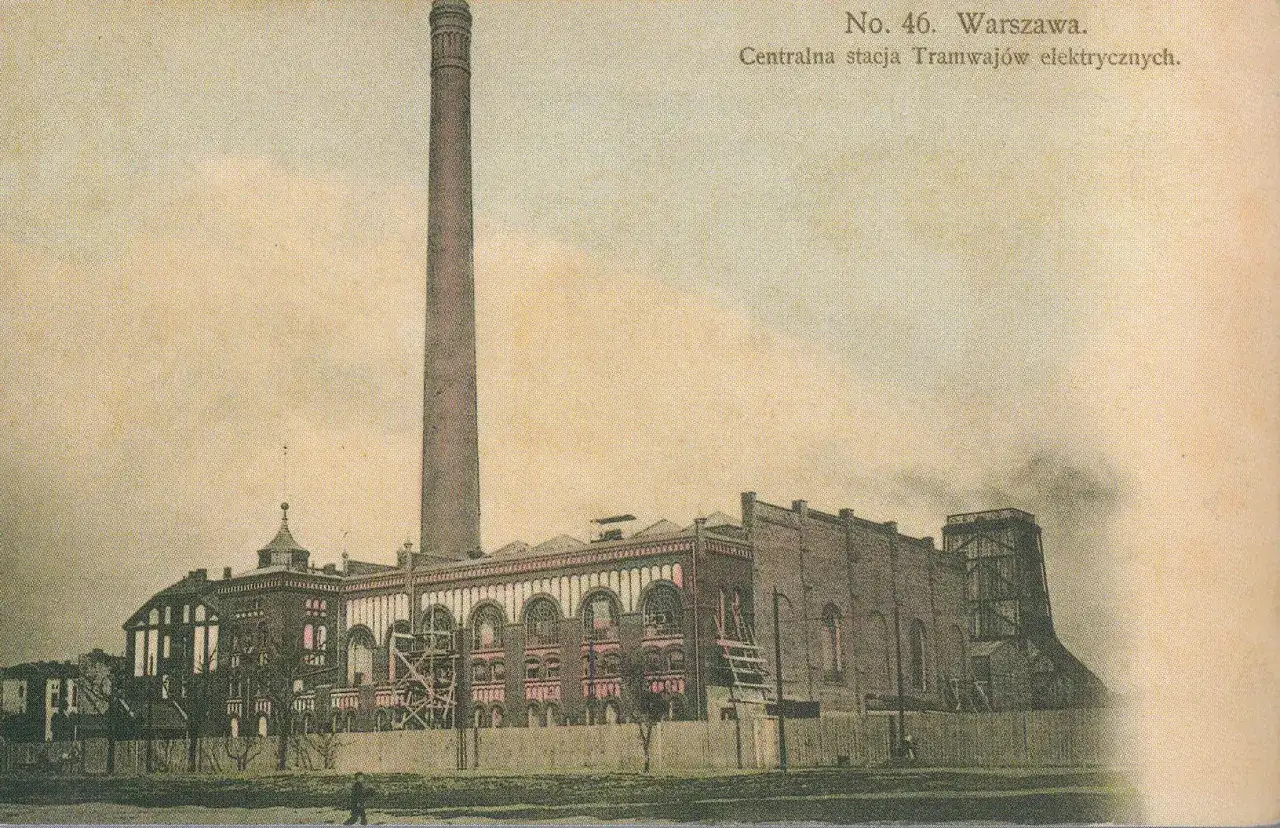 Dawna Elektrownia Tramwajowa Wola przed i po Muzeum Powstania Warszawskiego