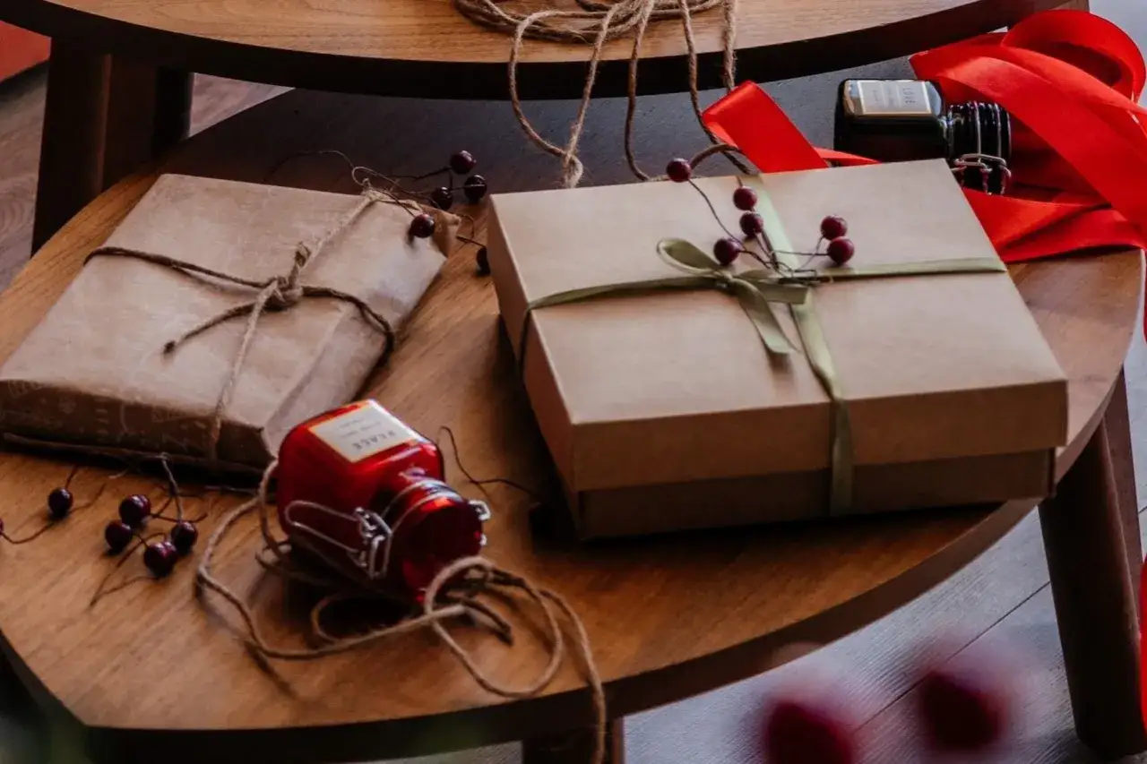 Zdjęcie Jak zapakować kosmetyki na prezent - kreatywne pomysły na opakowanie