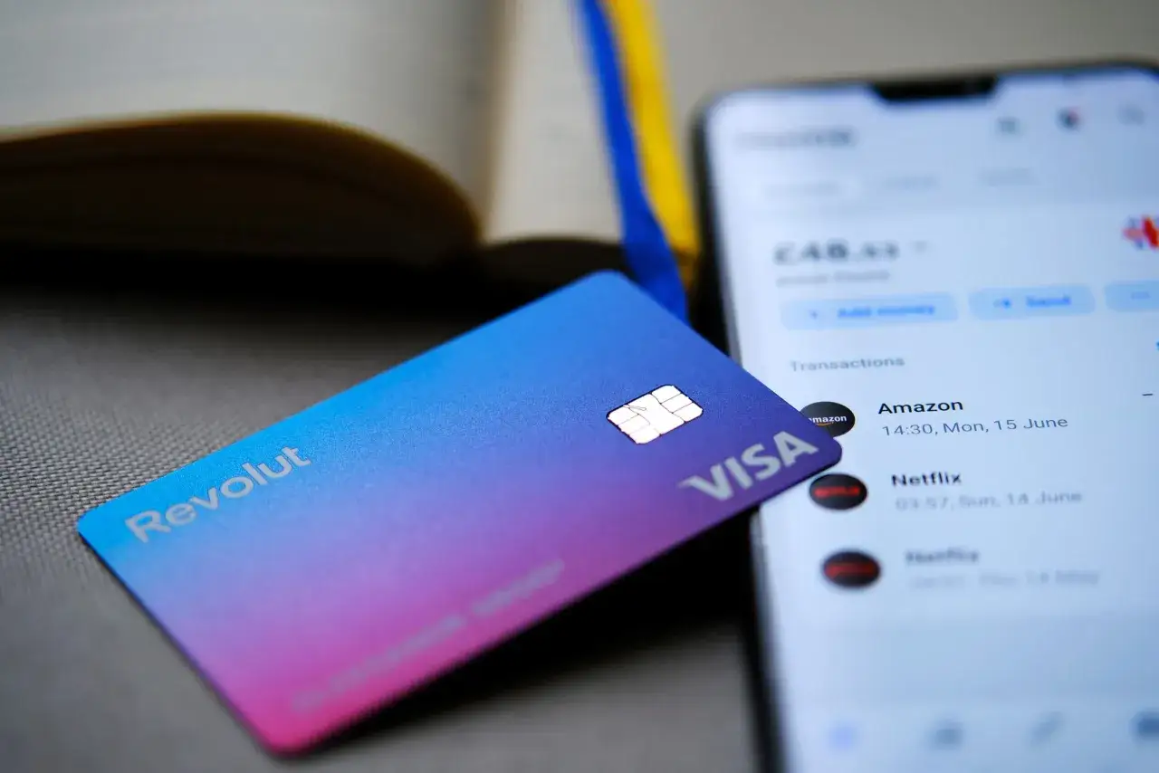Revolut opłaty kryptowaluty porównanie planów