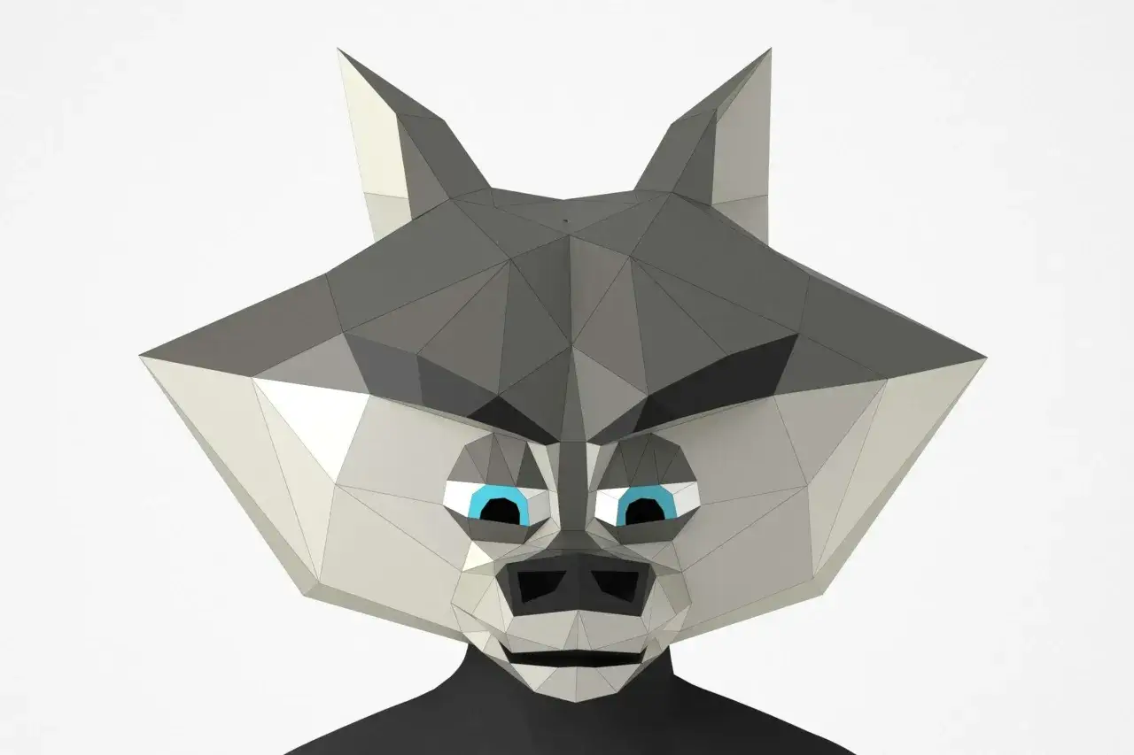 maska wilka low poly z kartonu