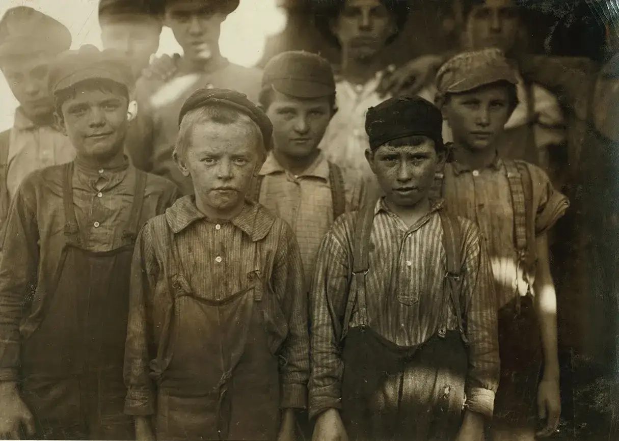 dzieci pracujące w fabryce wiktoriańska Anglia