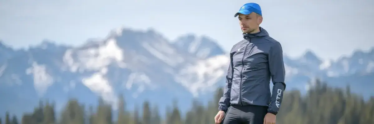 Zdjęcie Jak prać kurtkę przeciwdeszczową z membraną? Nie zniszcz jej właściwości!