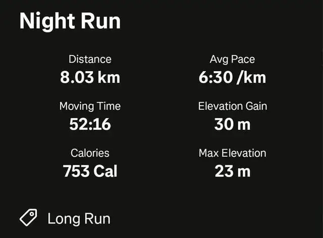 Por&oacute;wnanie funkcji Strava Adidas Running