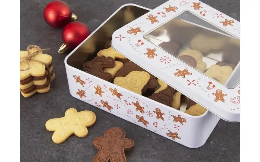 metalowa puszka na ciastka, domowe ciastka korzenne