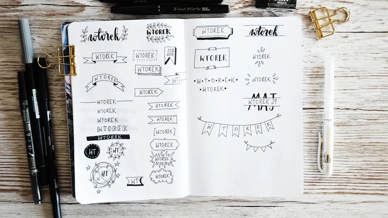 Inspiracje na to, jak ładnie prowadzić zeszyt: różne napisy 