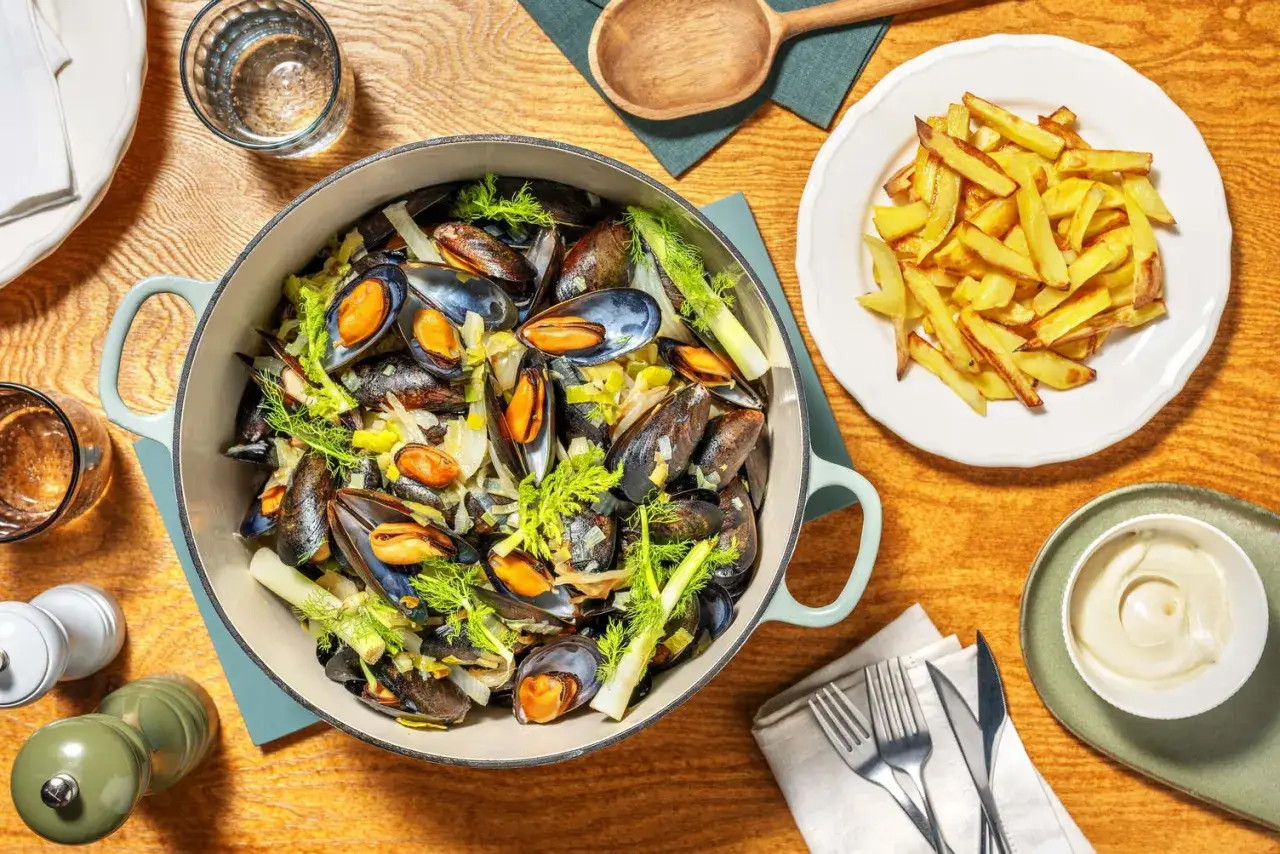 Assortiment de moules fraîches pour cuisine