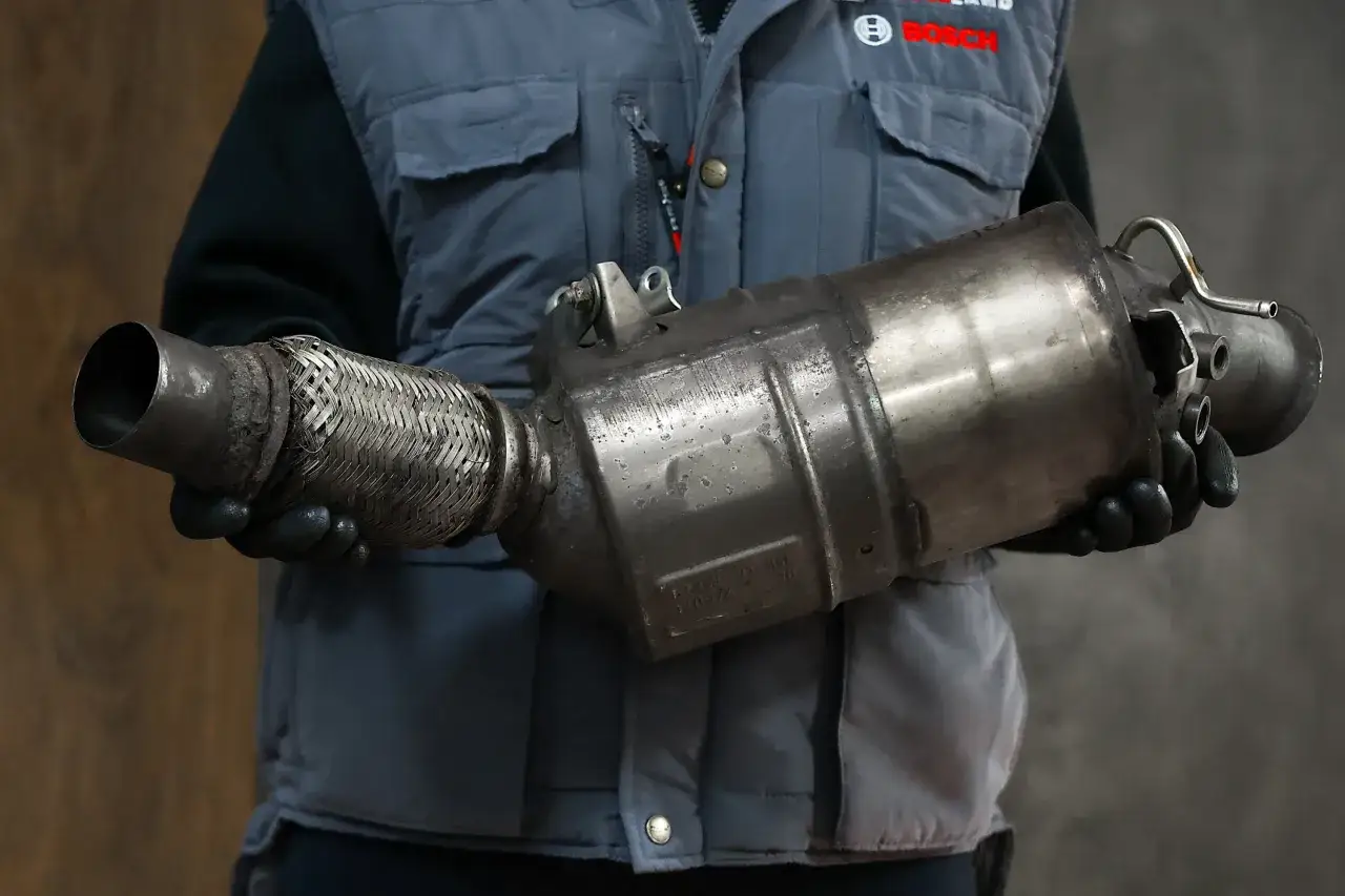 Kontrolka filtra GPF w samochodzie benzynowym