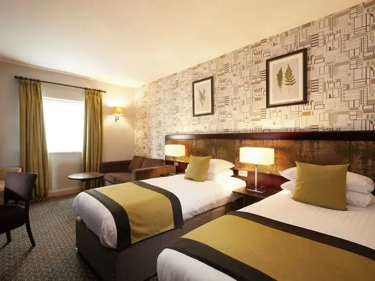 Rodzaje tanich nocleg&oacute;w Londyn por&oacute;wnanie