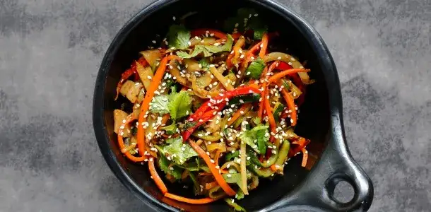 świeże warzywa do stir-fry