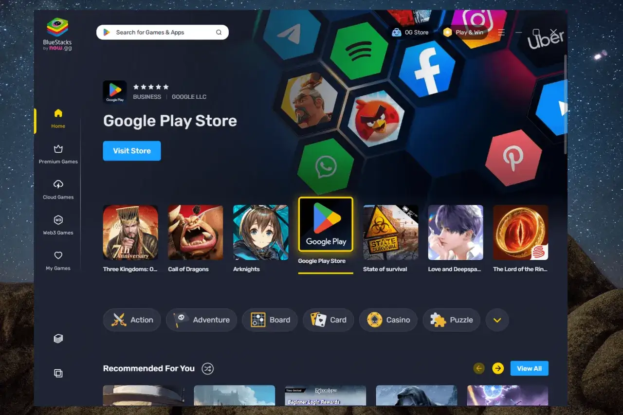 Ekran BlueStacks z widocznym przyciskiem 