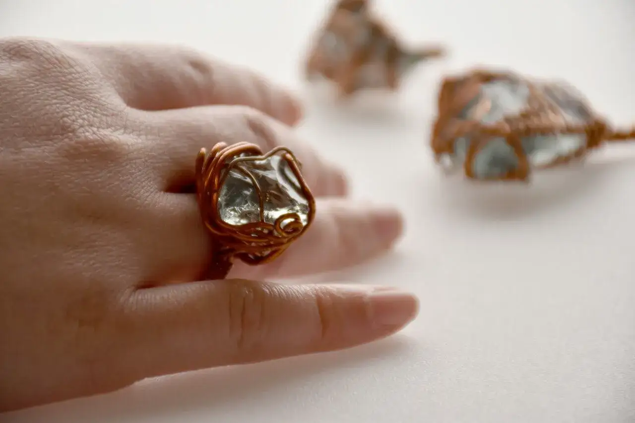 Biżuteria z recyklingu unikalne wzory