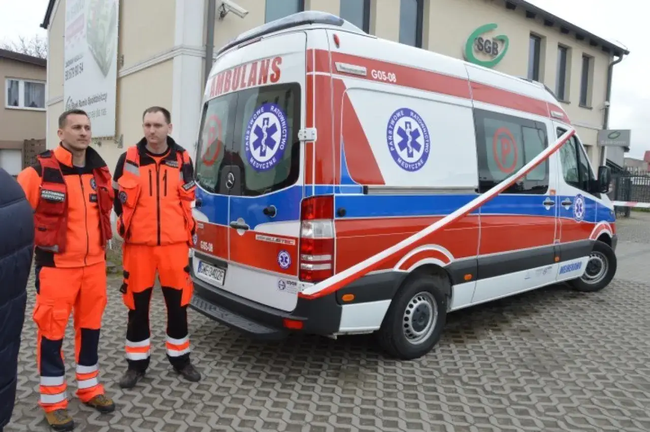 Zdjęcie Jak wygląda karetka pogotowia w Polsce? Szczegółowy opis i cechy