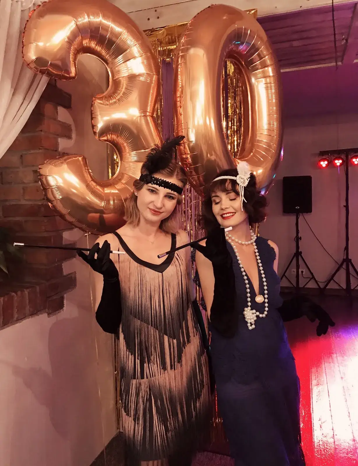 Zdjęcie Impreza w stylu lat 30 – jak stworzyć niezapomniane wspomnienia