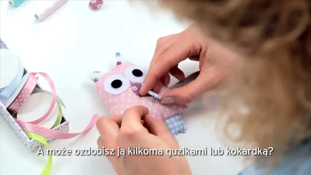 Zdjęcie Jak uszyć szmatkę przytulankę: proste kroki do stworzenia bezpiecznej zabawki