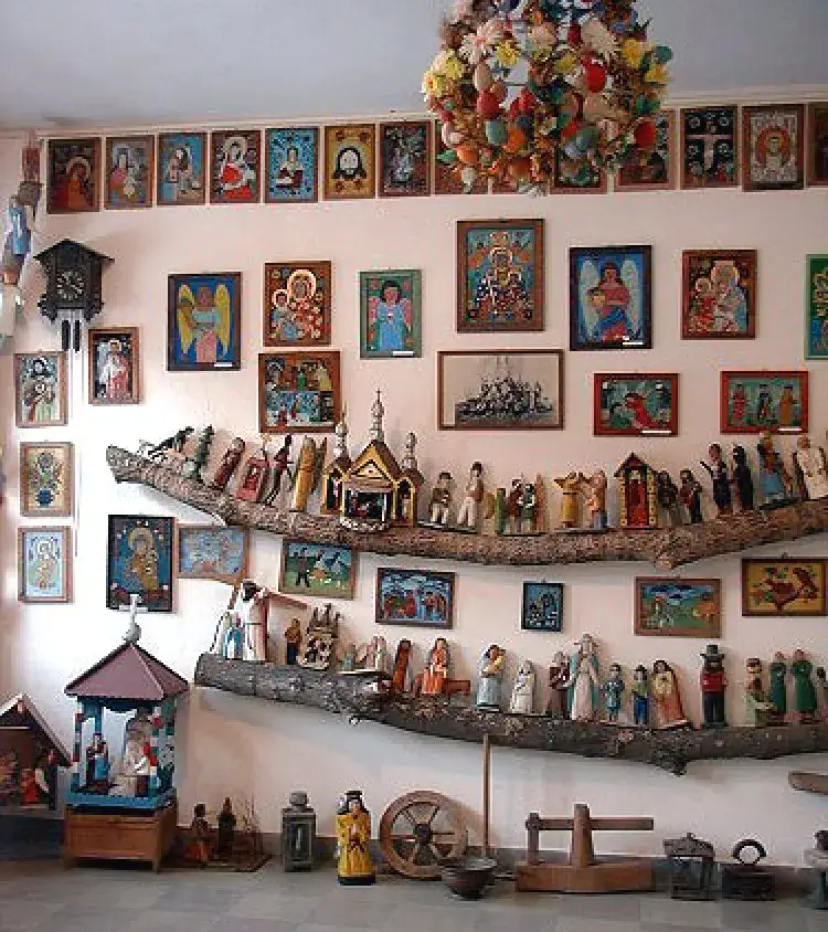 Zdjęcie Muzeum Sztuki Ludowej: historia, wystawy i niezwykłe eksponaty w jednym miejscu