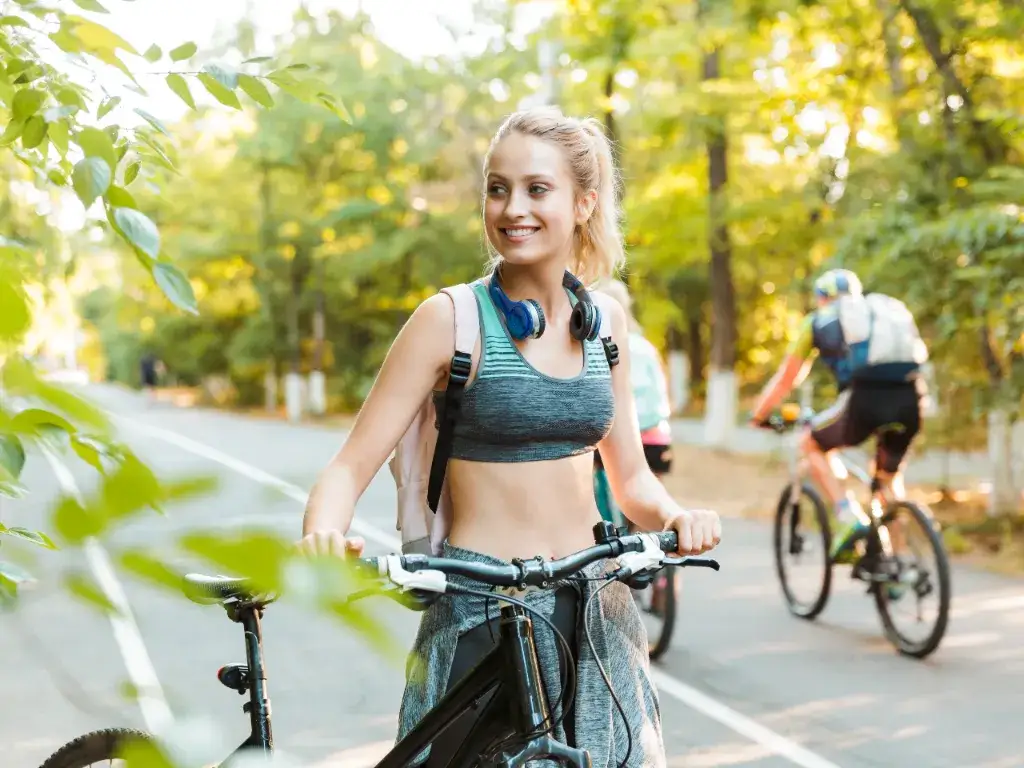 Zdjęcie Jazda na rowerze ile kalorii: Jak spalić więcej i schudnąć?